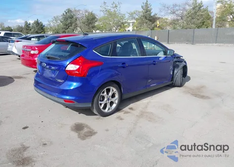 2014 Ford Focus Titanium из США, поврежденный, VIN 1FADP3N22EL298362